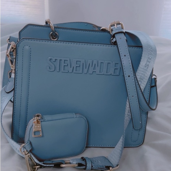 Steve Madden Sky Blue Crossbody Bag with Pouch - Picture 2 of 3